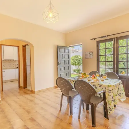 فيلة #391 Charming Share Pool & Garden